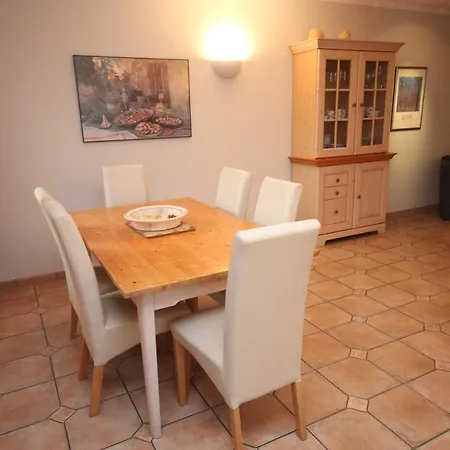 Muster Apartment *
